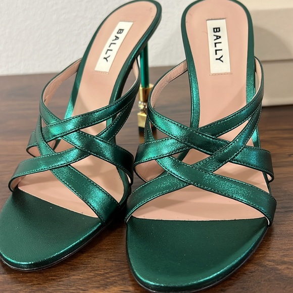 Bally Heels - Picture 8 of 8